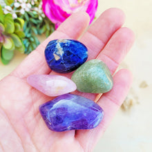 Load image into Gallery viewer, Calming Crystal Kit Set