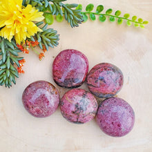 Load image into Gallery viewer, Black Laced Rhodonite Palmstone