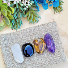 Load image into Gallery viewer, Protection Crystal Kit Set
